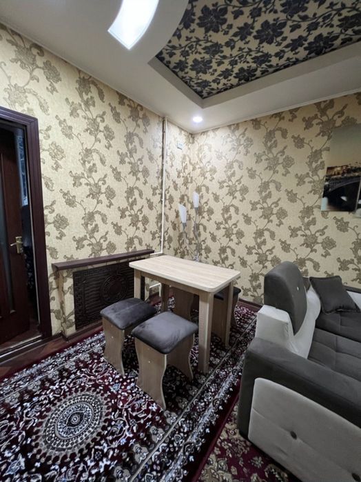 Продаётся 2/1/5 БИЙ БУЗ-1 ХУДОЖНИКИ