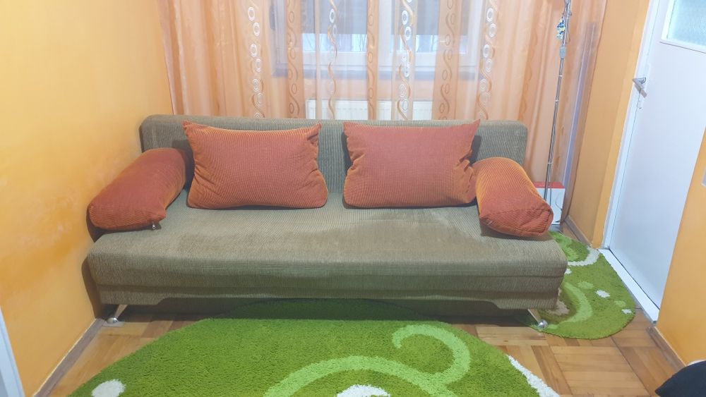 Canapea extensibila  2 m ×1,60 m deschisa