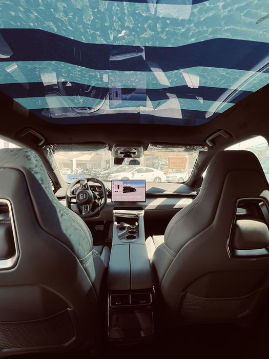 Zeekr 001 2025 — 5