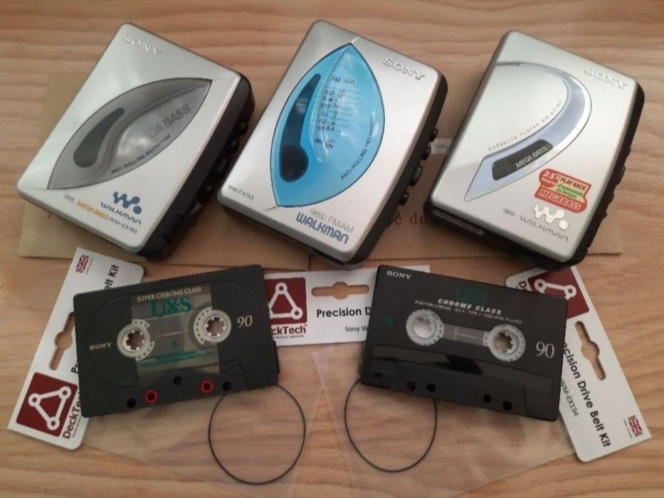 Walkman Minicasetofon Sony, 3 modele