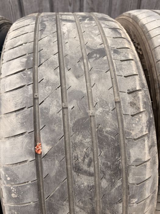 Продам комплект шин R17 225/45