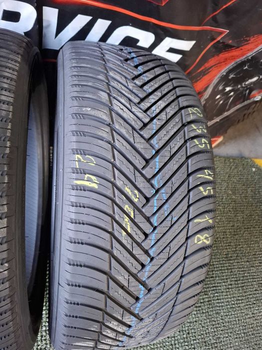 235 45 18 hankook
