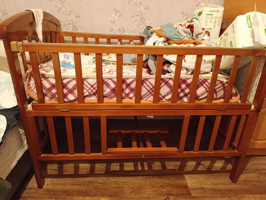 Шезлонг, молокоотсос, манеж, эргорюкзак