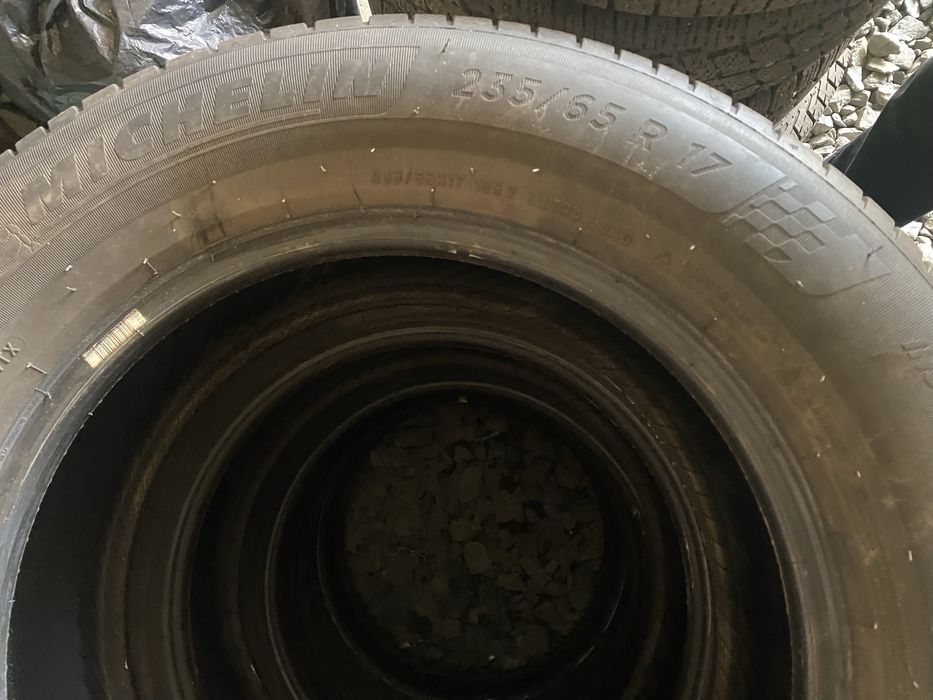 Шины Michelin 235/65/17, б/у