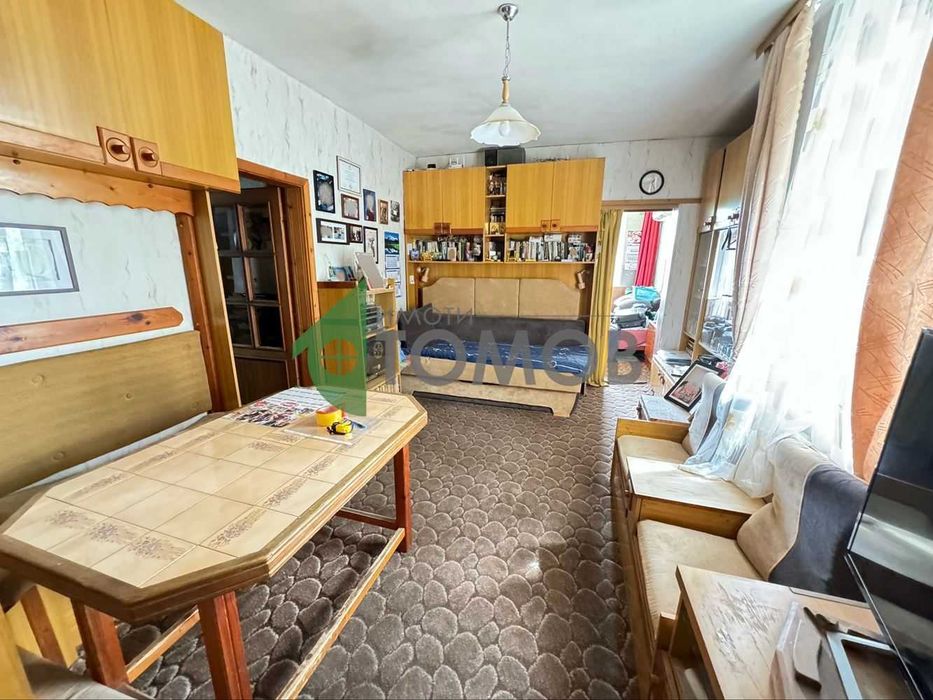 Продава се Тристаен апартамент в Шумен, Добруджански - 75 кв.м за 1224 €/кв.м - Снимка #1