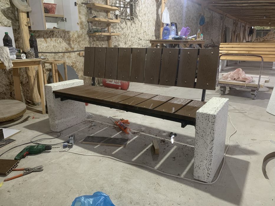 Скамейка из ДПК мраморная бетонная. Mramor skameka beton DPK