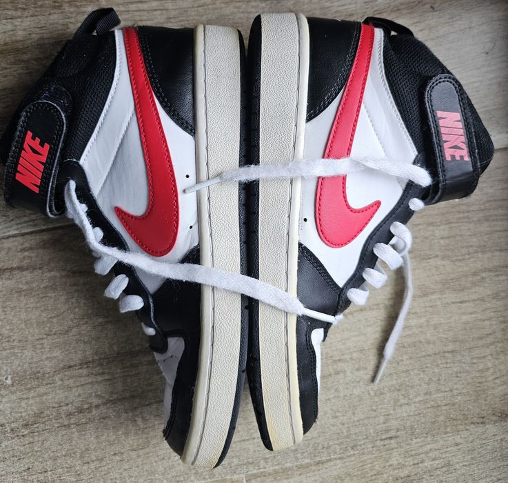 Сникърси Nike Court Borough Mid 2