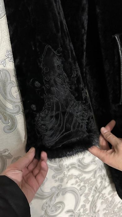 Шуба практически новая