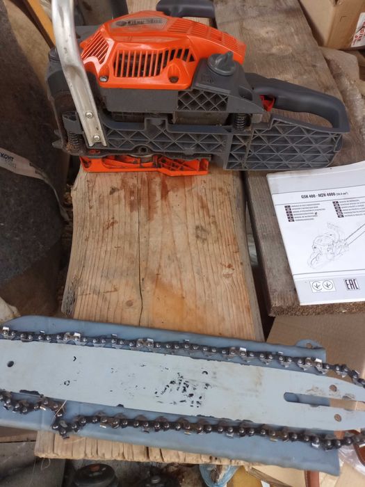 Бензинова резачка Oleo Mac GSH 400