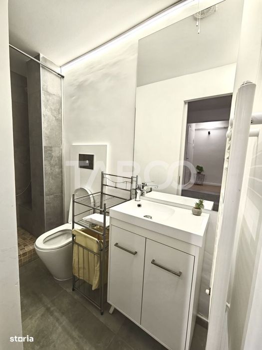 Apartament cu 1 camera zona Ultracentrala langa Catedrala la mansarda