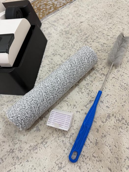 Продается вертикальный пылесос в отличном состоянии