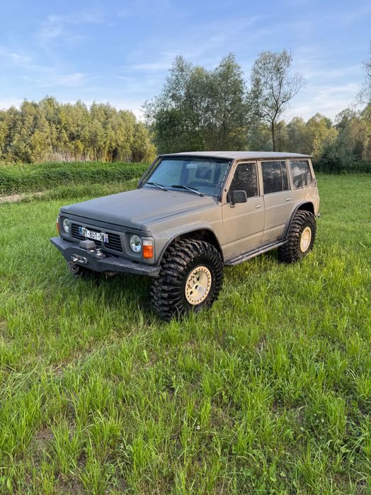 Vând Nisan Patrol y60 M57