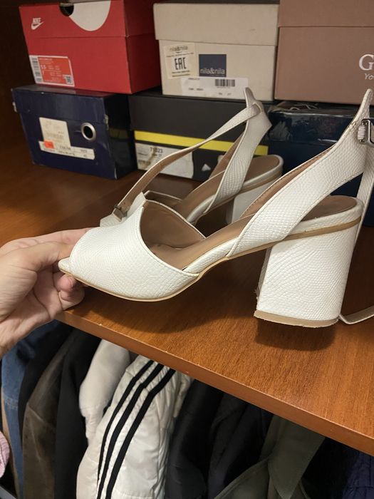 Срочно дешево по 3000