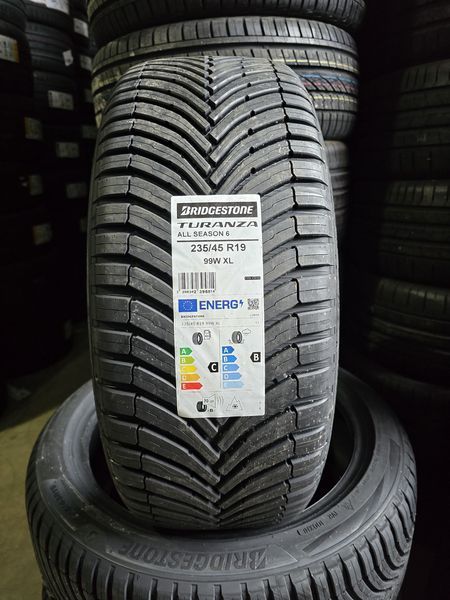 235/45/19 BRIDGESTONE 4бр