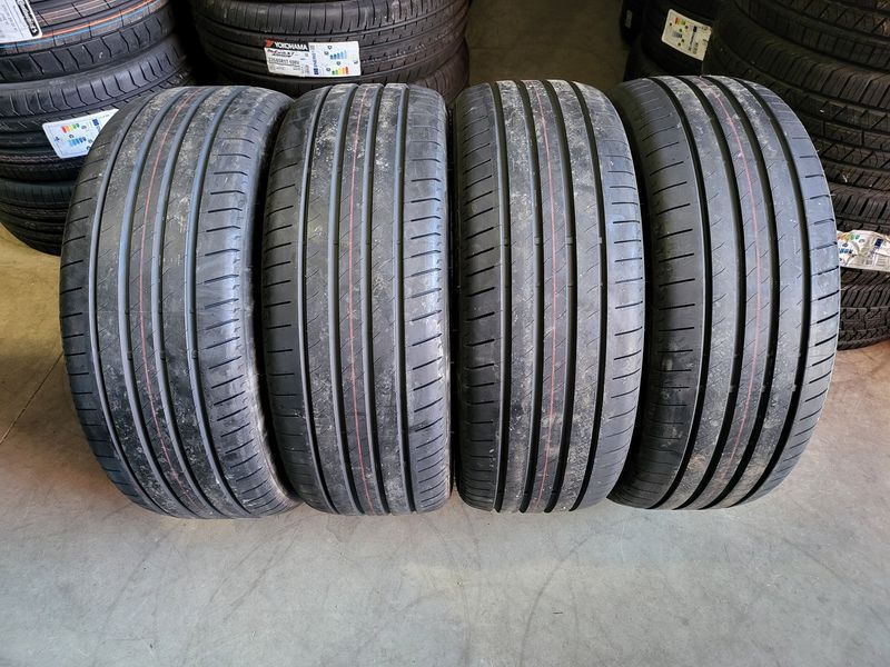 235/45/21 BRIDGESTONE 4бр