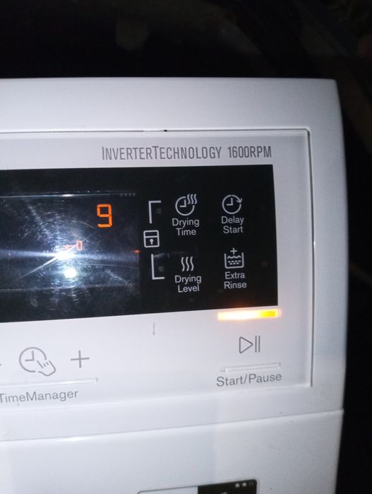 Сушилня с пералня.,Електролукс