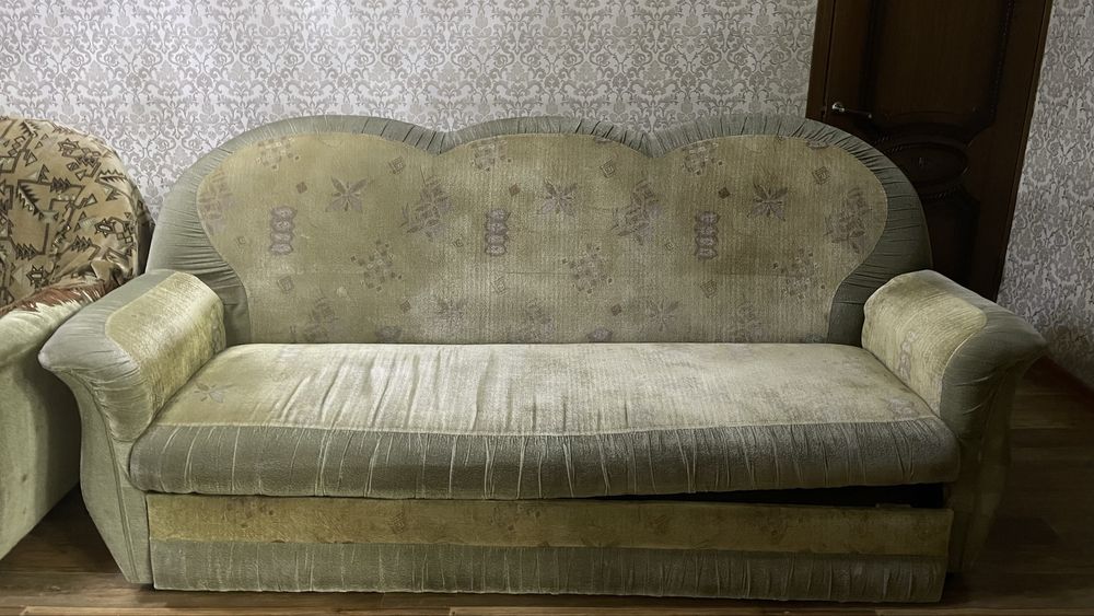 Продам диван тройка СРОЧНО