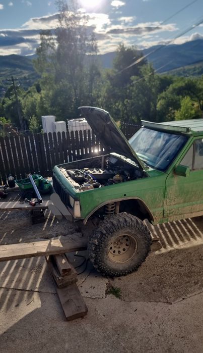 Vând proiect jeep Xj M57