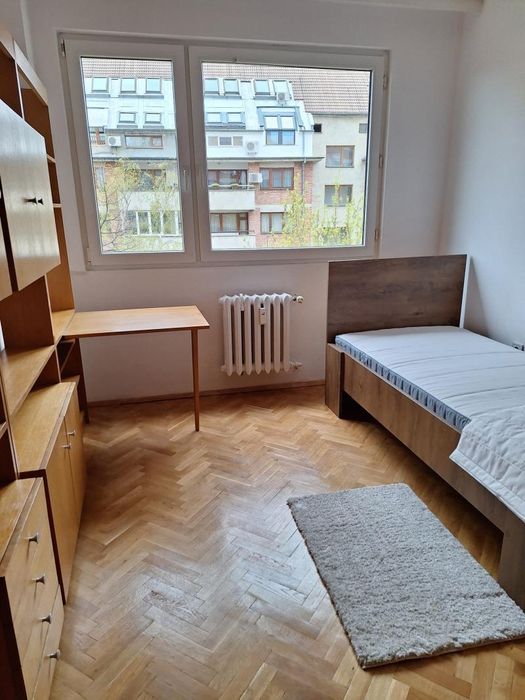 Дава се под наем Тристаен апартамент в София, Гео Милев - 120 кв.м за 996.03 € - Снимка #9