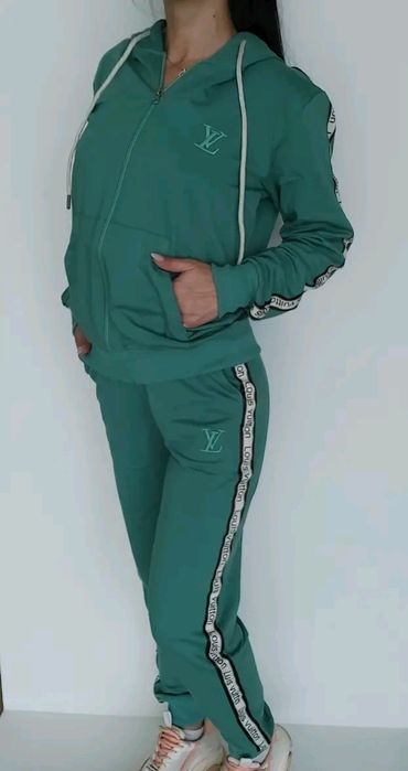 Дамски памучни екипи