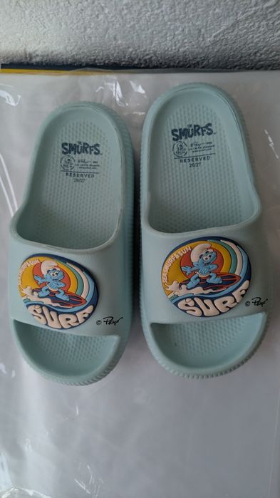 Vans slapi reserved Ștrumfii mărimea 26/27