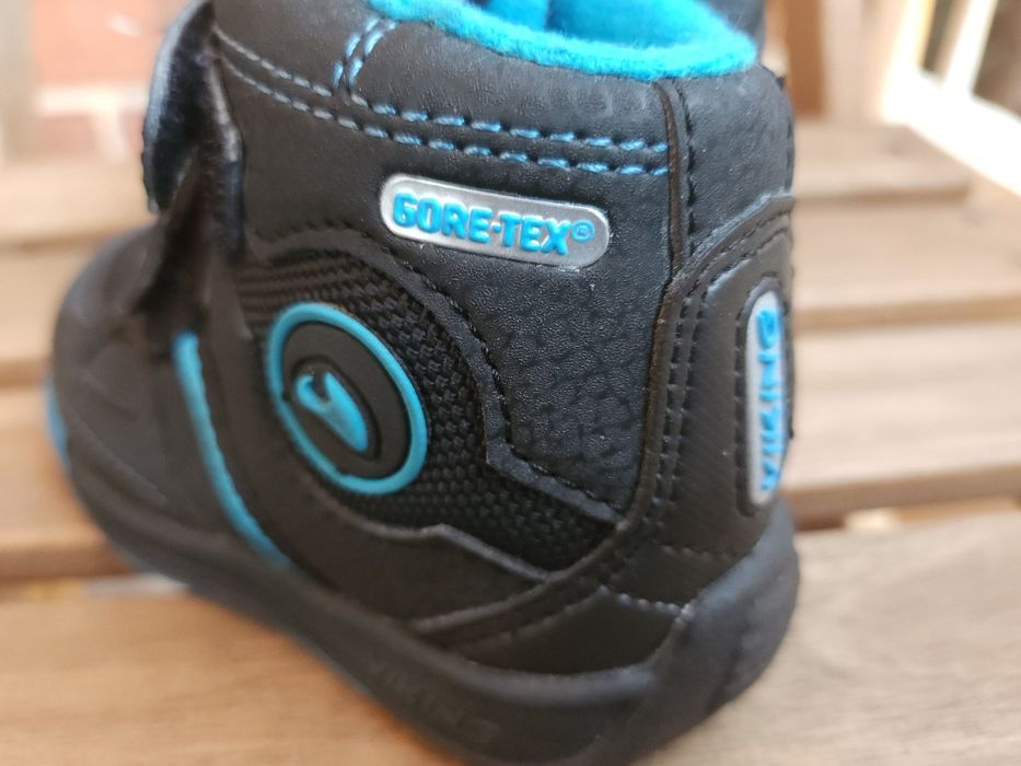 *Нови* Детски зимни обувки Viking 20 номер