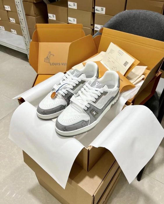 Adidasi Louis vuitton Trainer Premium