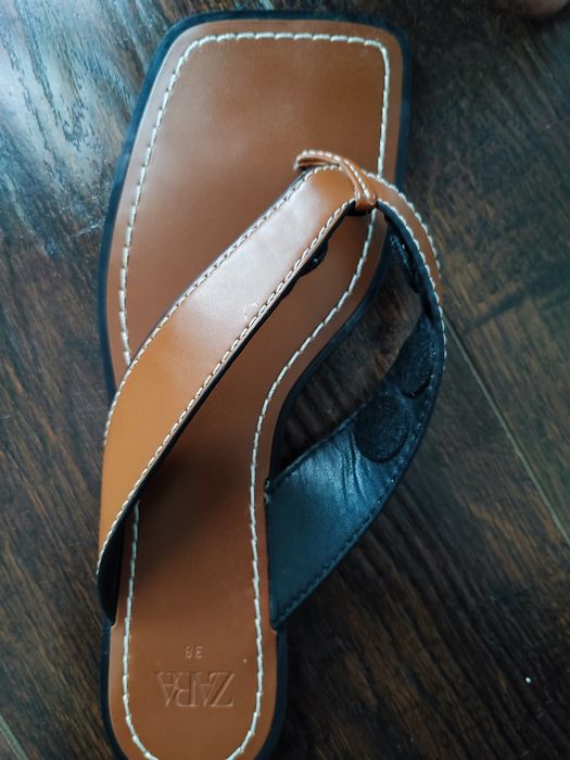 Papuci/slapi Zara,impecabili, transport gratuit