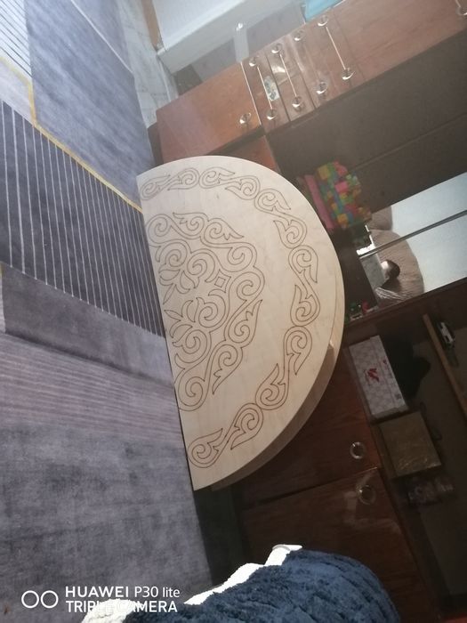 Круглыи жер стол