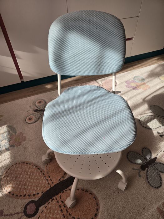 Детски стол за бюро