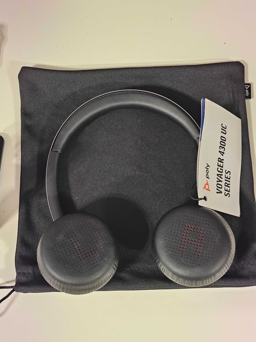 Casti Office Poly Voyager 4300 UC  Series Bluetooth