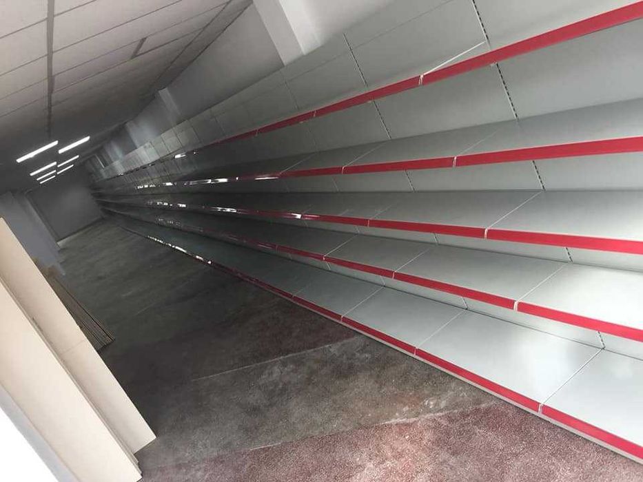 Rafturi noi de magazin 389 ron/ml