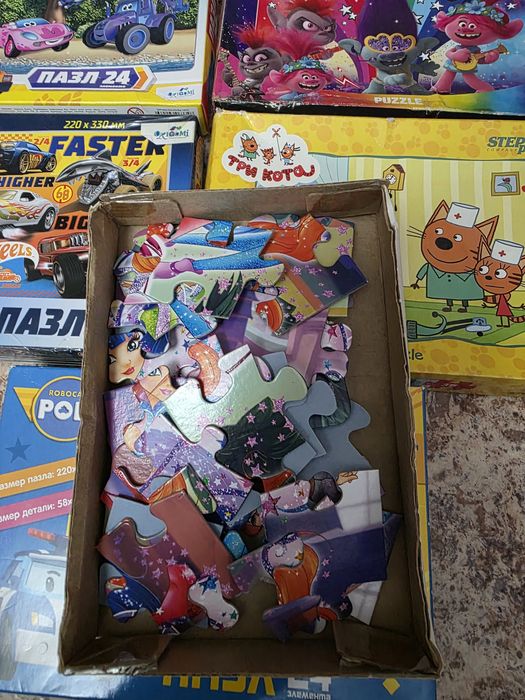 Продаю  детские  пазлы