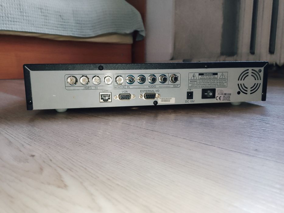 Продам DVD не рабочий