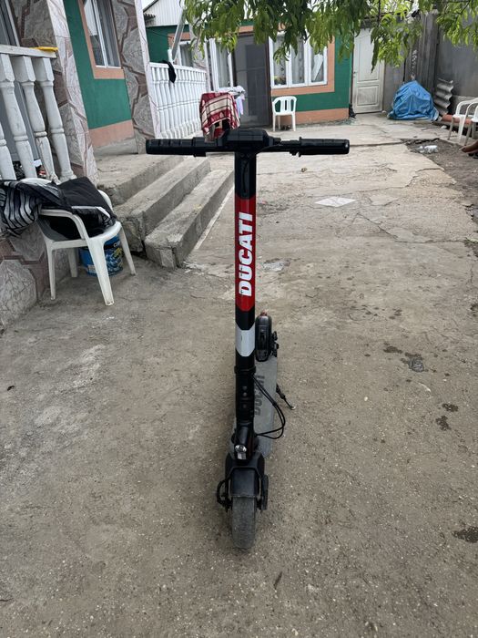 Trotineta ducati