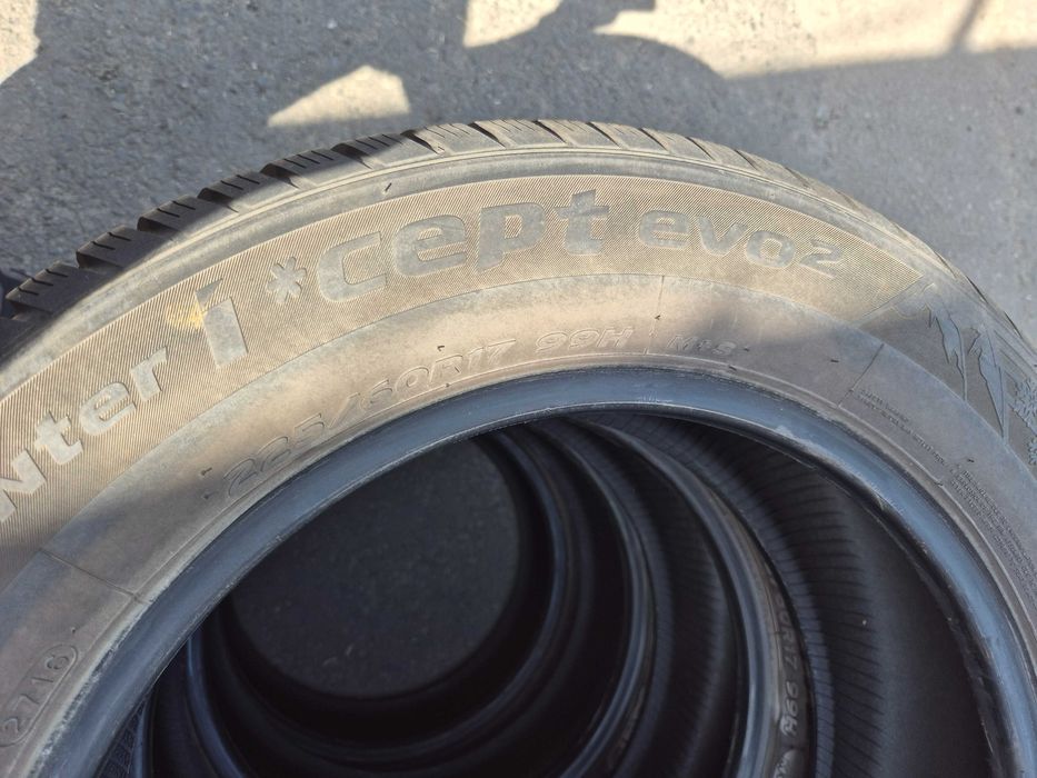 4 Anvelopa M+S - 225/60/17 - HANKOOK I*CEPT EVO 2 - Stare CA NOU - DOT 2016 !