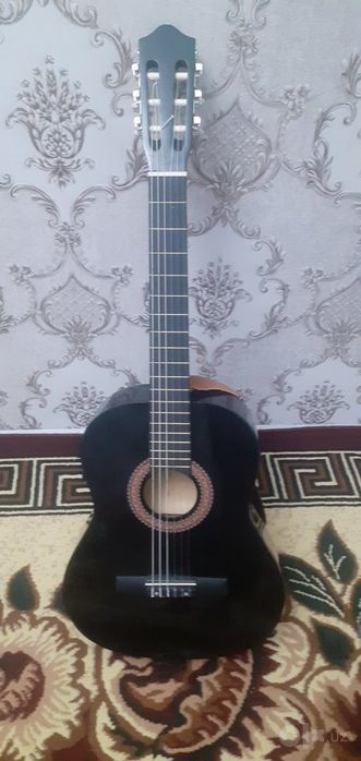 Gitara classik 38  chexol nabori bilan
