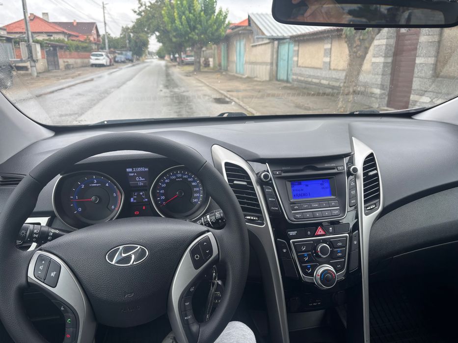 Hyundai i30 1.6 crdi 110 коня
