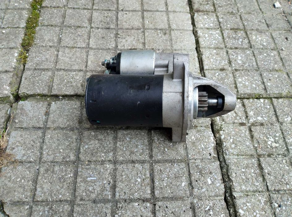 продава лети джанти 15 цола за форд фокус, стартер, фарове и др.