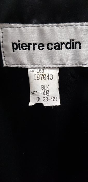 Haină nouă, din piele neagră Pierre Cardin