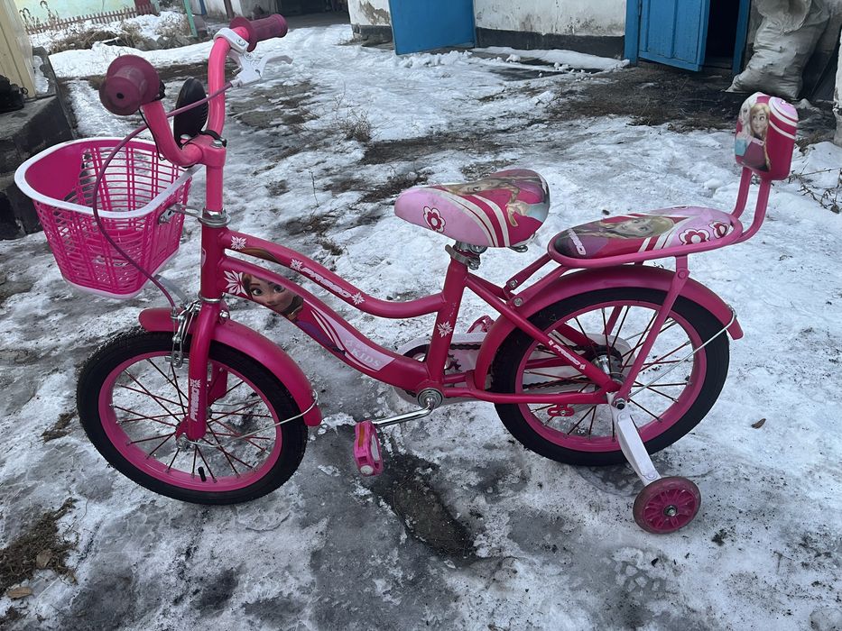 Эконом панели и пластиковые двери стекла