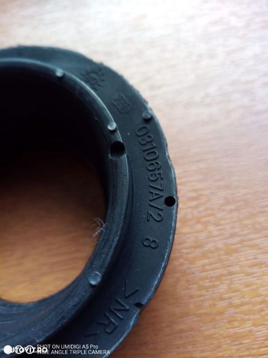 Bucsa cauciuc inferioara Perna / Perne aer SPATE pentru MERCEDES W220