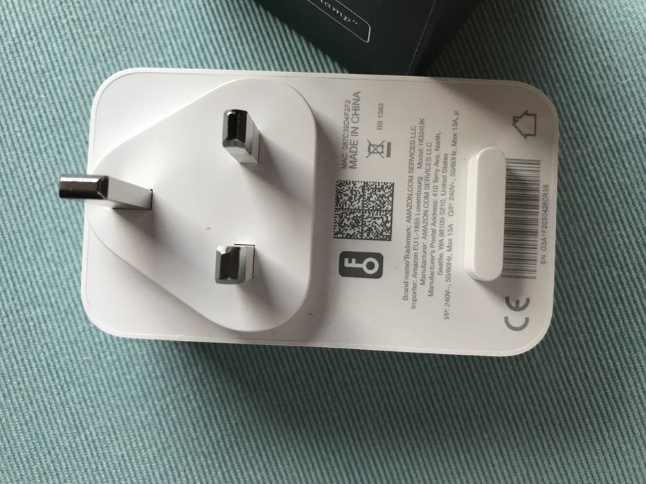 Контакт Smart plug Amazon