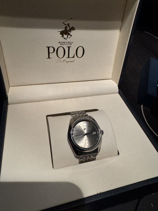 Продам часы Polo