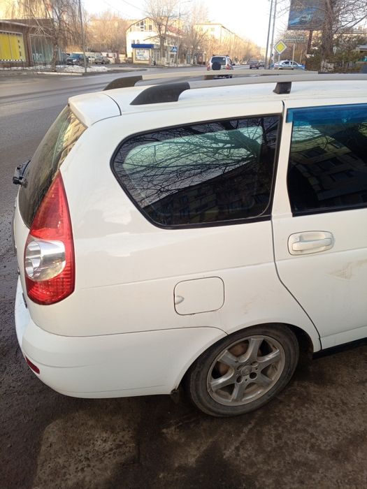 Продам Приору универсал