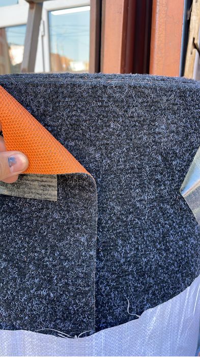 Ковралин антисколзяющий поркритие