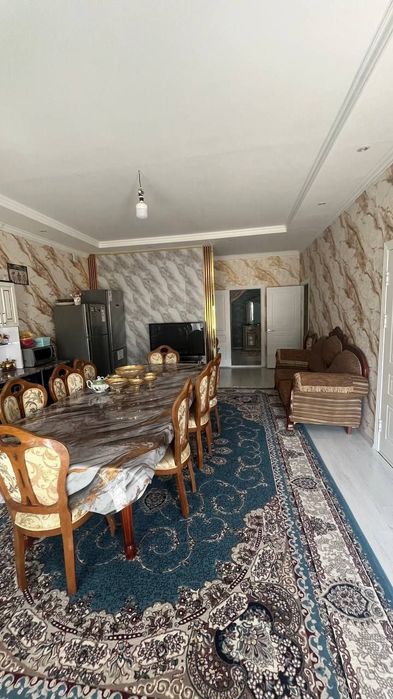 Продам 4 ком дом с участком 3.7 соток.Яшнабад район.Шумиловский городо