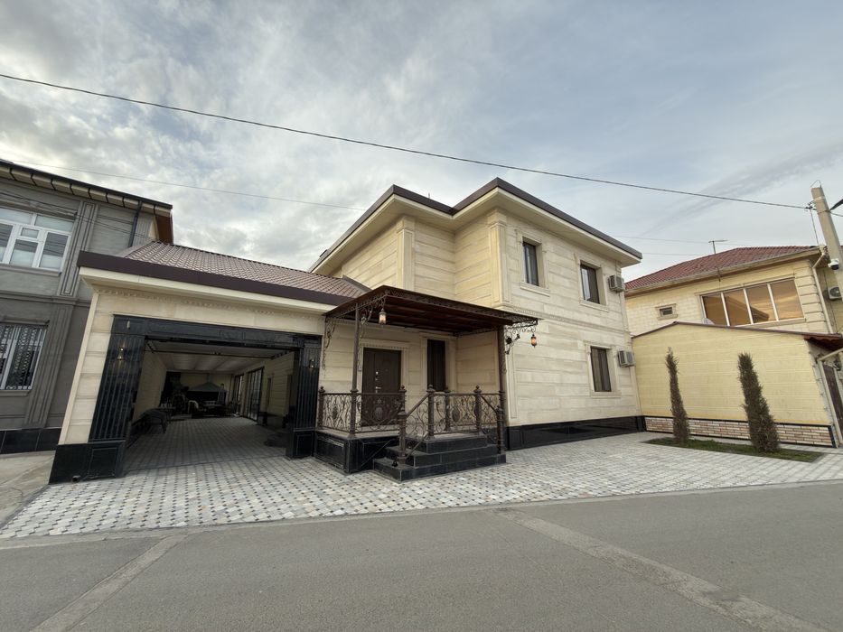 Urganch sh Evro xovli joy sotiladi