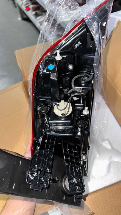 Фонарь задний Changan Oshan X7 Plus оригинал (плафон)