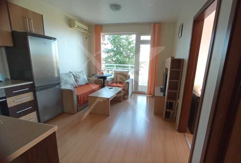 Продава се Тристаен апартамент в к.к. Слънчев бряг - 70 кв.м за 829 €/кв.м - Снимка #1